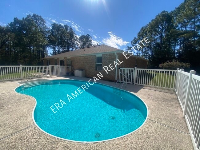 Primary Photo - 5 bedroom with pool!