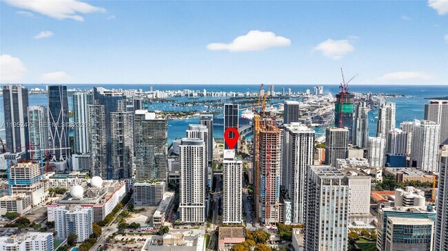 Building Photo - 11 NE 6th St