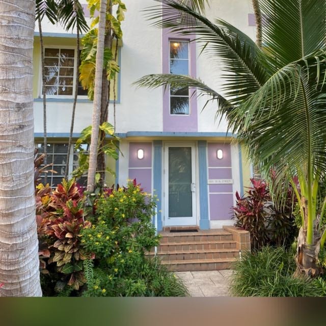 Building Photo - 831 10th St