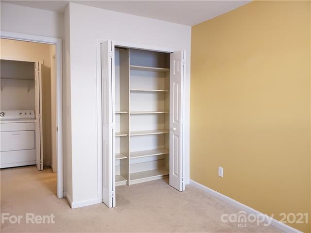 Building Photo - 14649 Lions Paw St