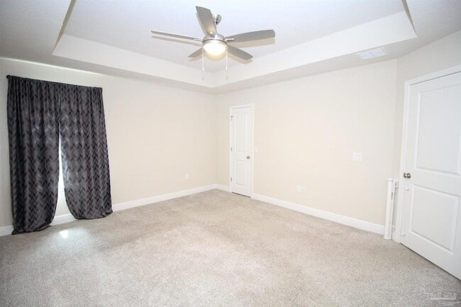 Building Photo - 8626 Walnut Ave