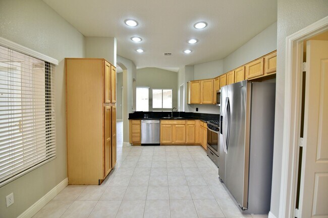 Building Photo - 6157 Copper Crest Dr