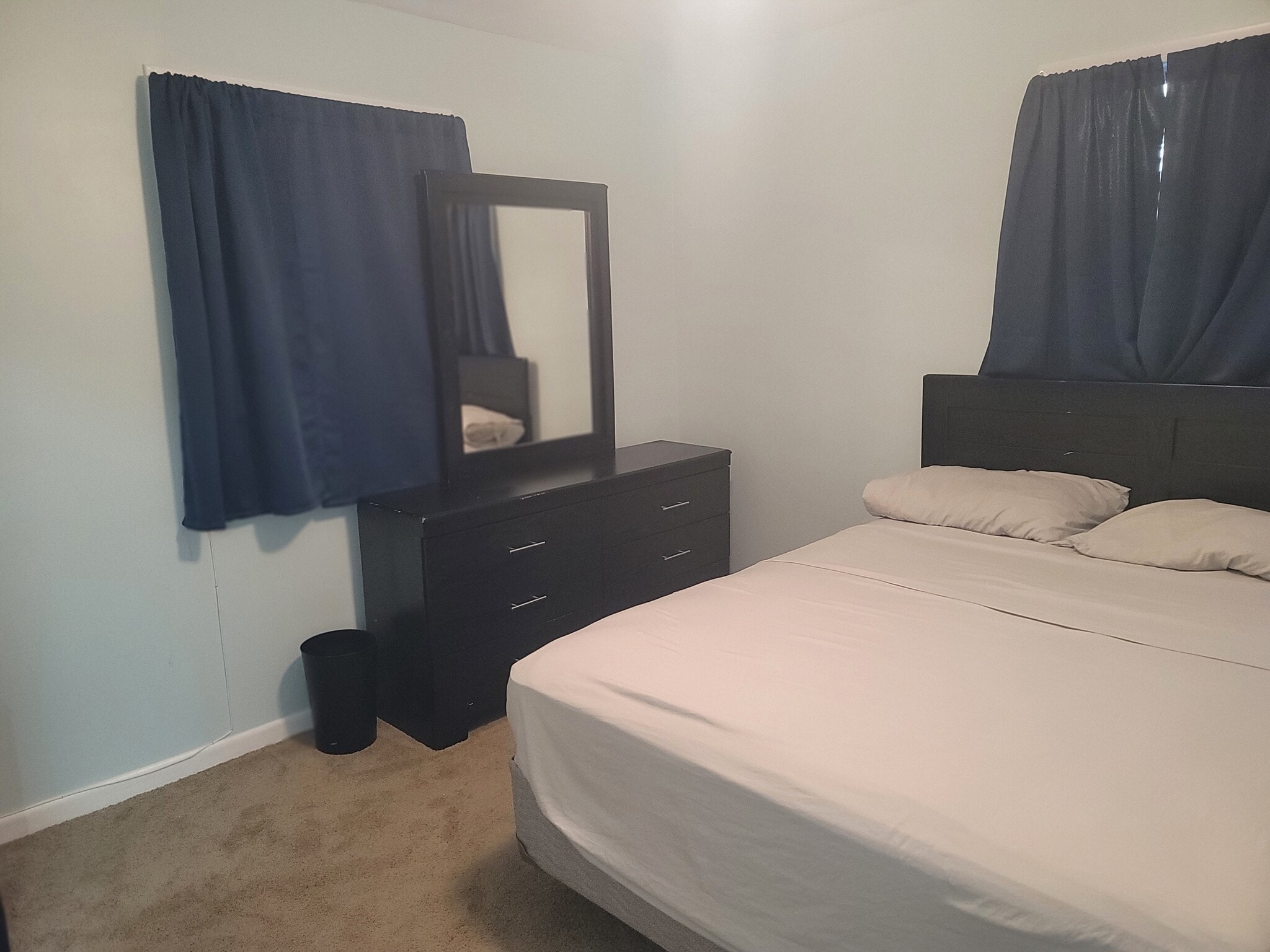 Building Photo - 810 Seymour Rd