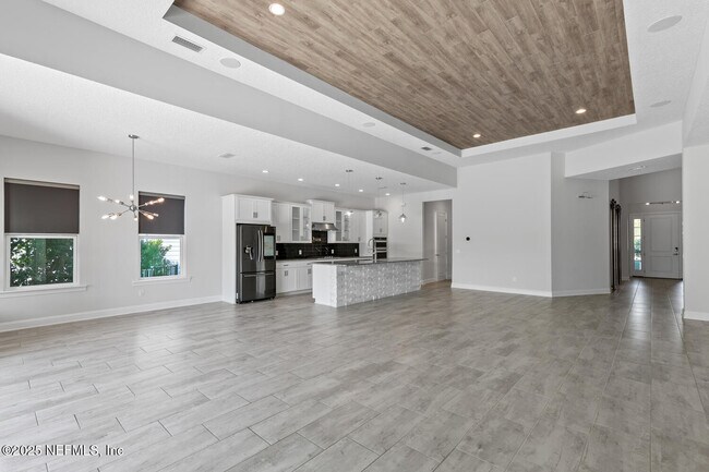 Building Photo - 264 Pine Haven Dr