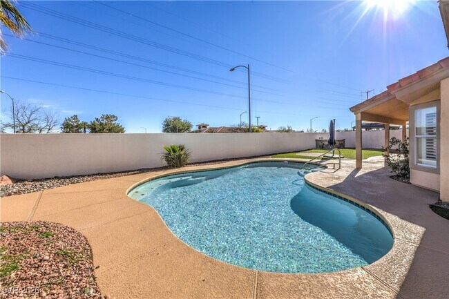 Building Photo - 3024 N Red Bay Way