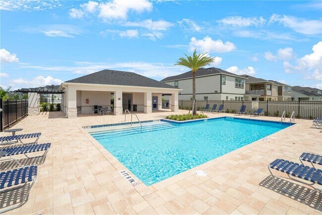 Building Photo - 346 Lady Palm St