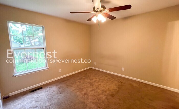 Building Photo - 61 Corley Ave