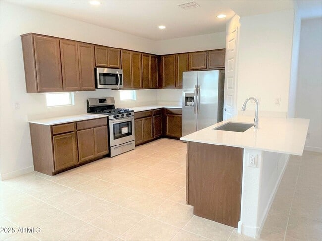 Building Photo - 11682 N 188th Dr
