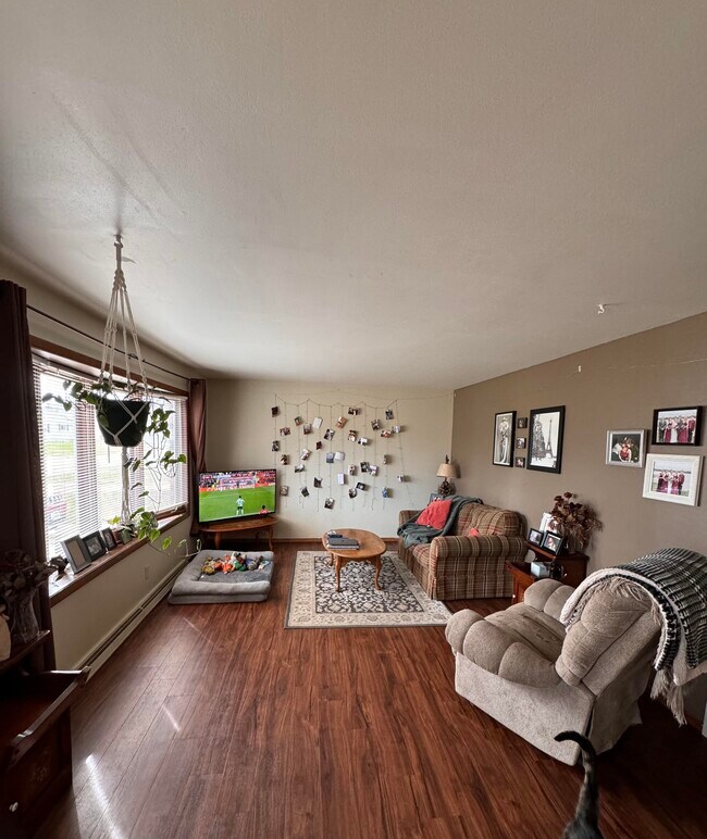 Building Photo - 1505 S Driscoll St