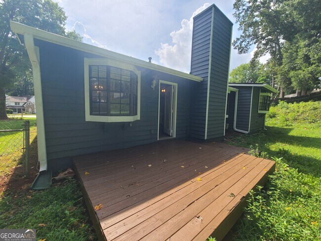 Building Photo - 2652 Creek Hollow Dr