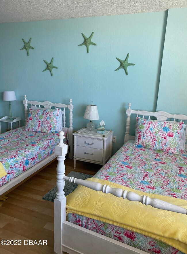 Building Photo - 1415 Ocean Shore Blvd