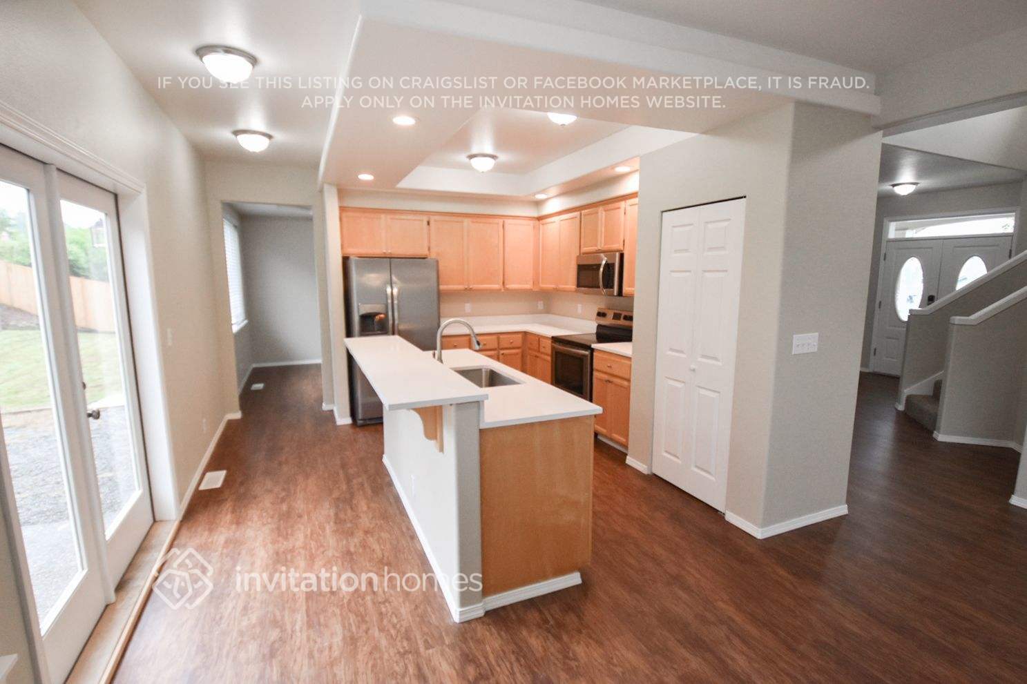 Building Photo - 7103 77th Dr NE