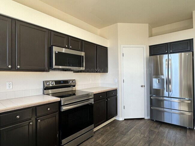 Building Photo - 8131 Oliver Rd