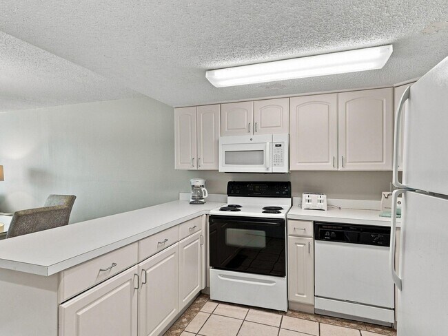 Building Photo - 1040 US-98