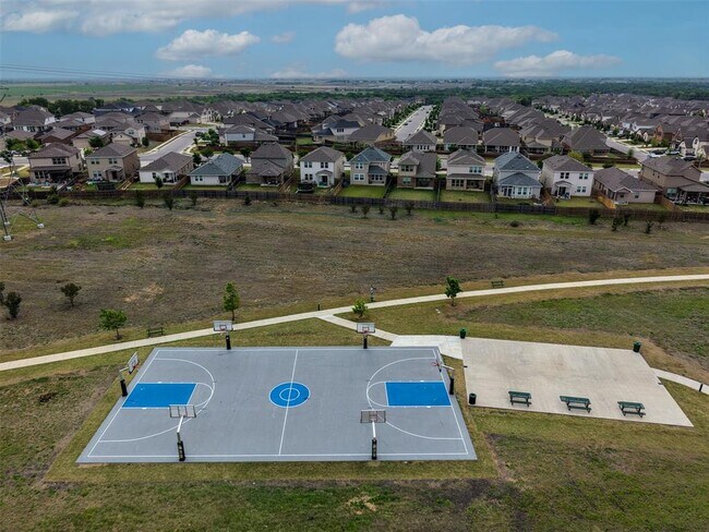 Building Photo - 6709 Golden Bough Ln