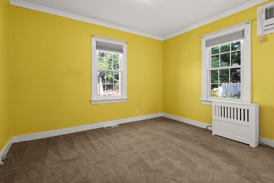 Building Photo - 89 Campbell Ave