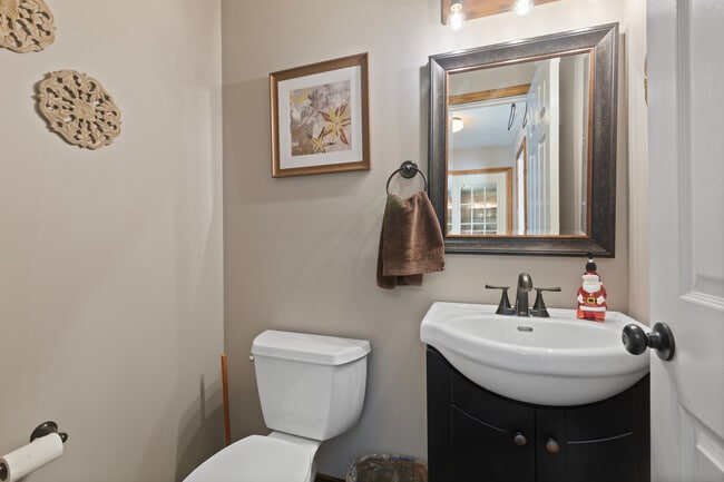 Building Photo - 155 Lee Ann Ln