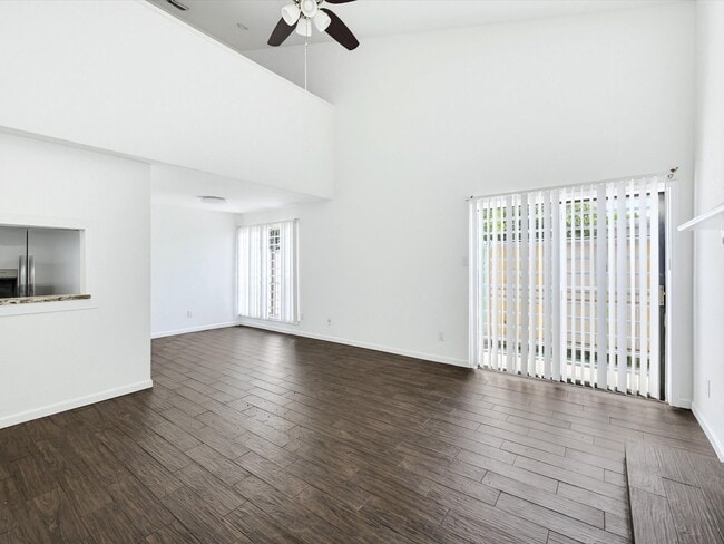 Building Photo - 9548 Pagewood Ln