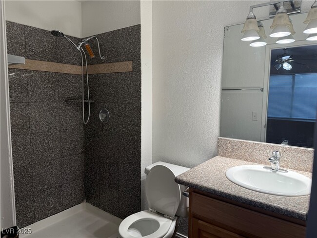 Building Photo - 6997 Acorn Ct