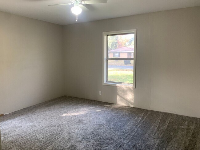 Building Photo - UPDATED HOME IN GREENACRES PLACE (North Bossier)