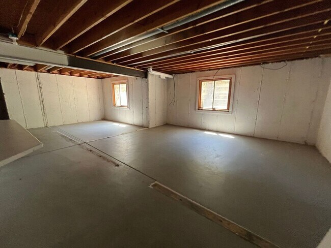 Building Photo - Wonderful Home in Central Ft. Collins