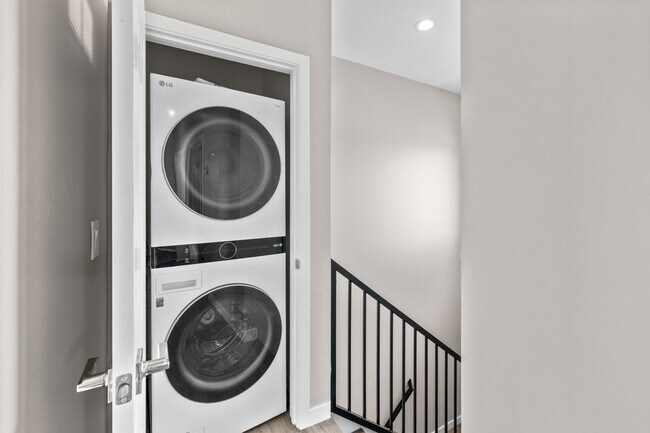 Building Photo - 5010 54th St