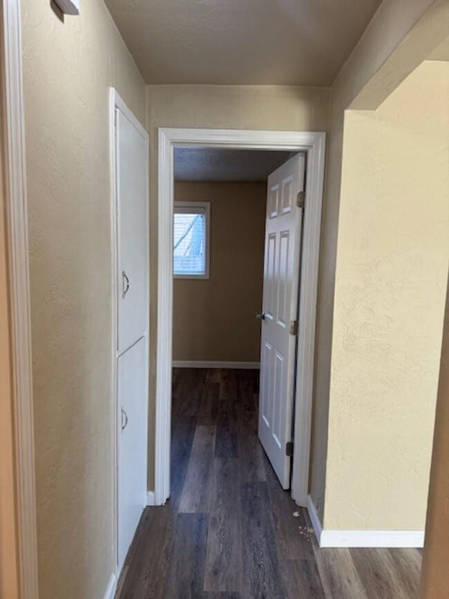 Building Photo - 524-526 MARIE