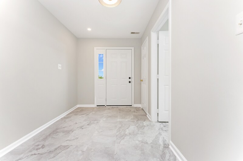 Building Photo - 44132 Mistletoe Terrace