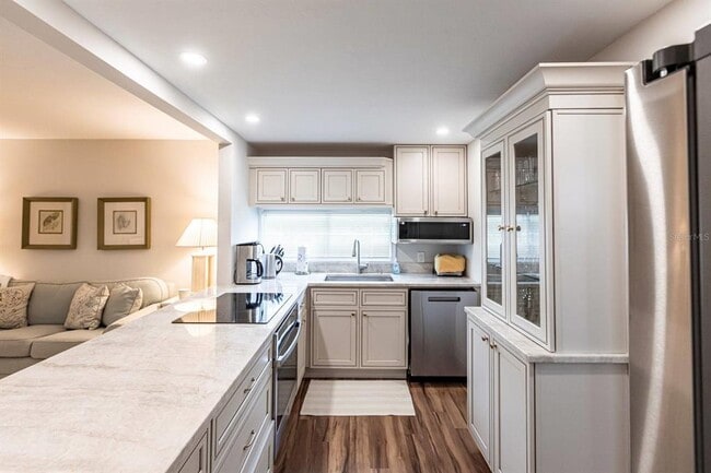 Building Photo - 6023 W Peppertree Way