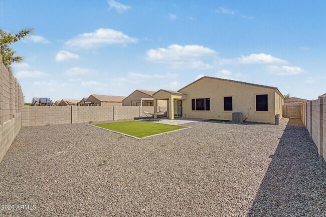 Building Photo - 18352 E Eloisa Dr