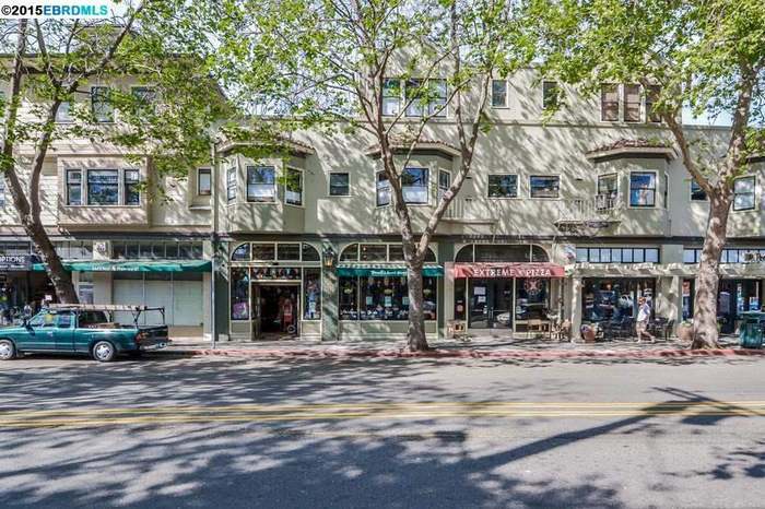 Building Photo - 3111 College Ave