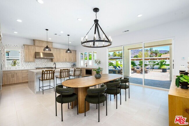 Primary Photo - 75403 Mansfield Dr
