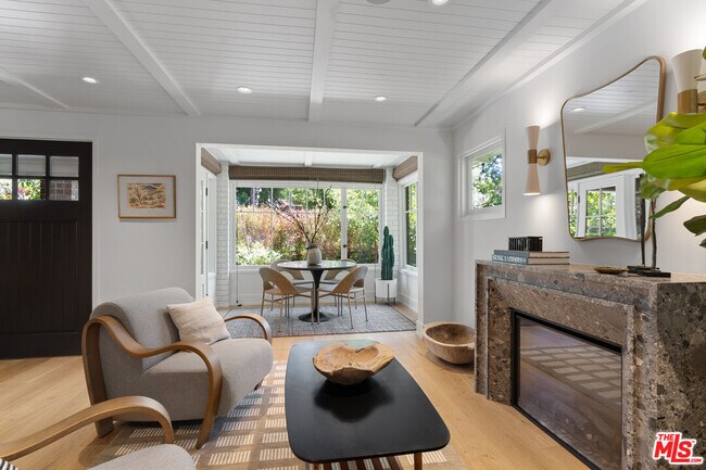 Building Photo - 929 Marco Pl