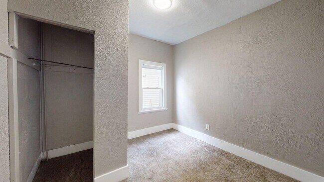 Building Photo - 6011 Pear Ave