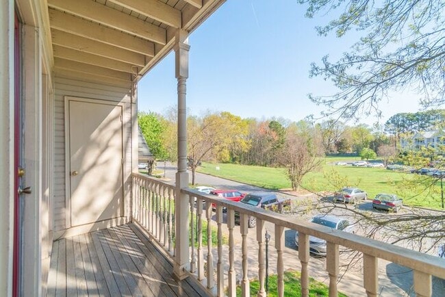 Building Photo - 2 Bed 2 Bath Condo in Charlotte