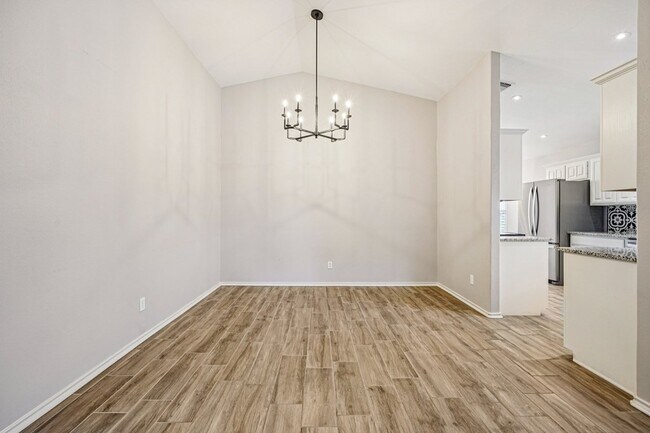 Building Photo - 127 Terrace Ln