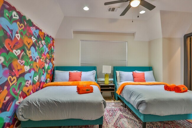 Building Photo - 4114 Driscoll St