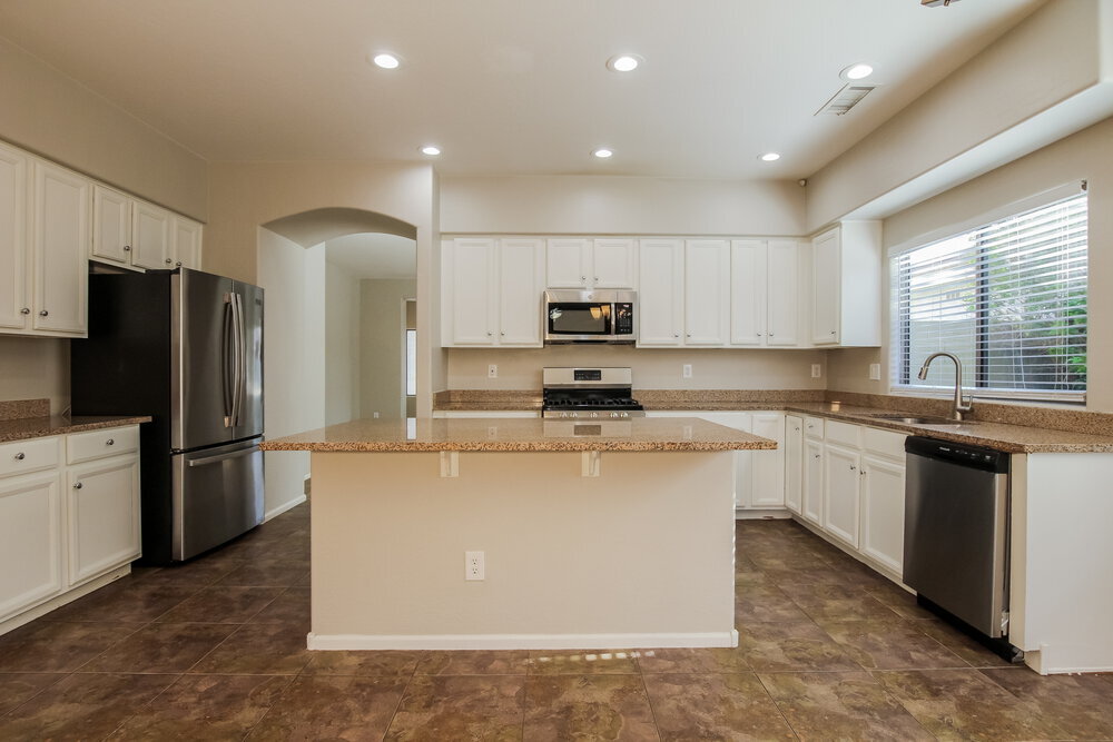 Building Photo - 17446 W Papago St