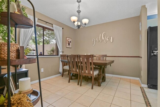 Building Photo - 512 Derby Dr