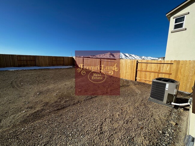 Building Photo - HOME in Lemmon Valley Community - Kay DeAl...