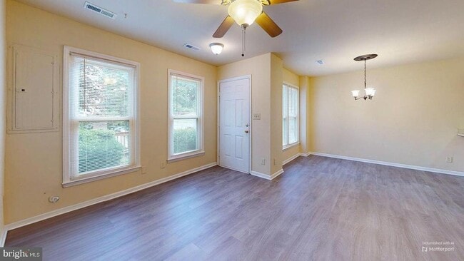 Building Photo - 6008 Chestnut Hollow Ct