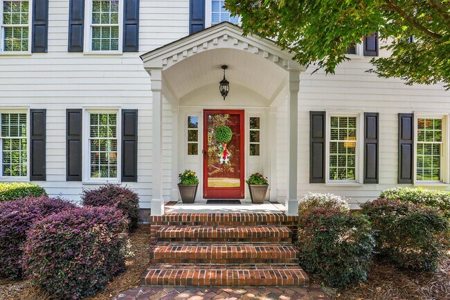 Building Photo - 206 Ramblewood Dr