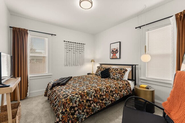 Building Photo - 4040 W 158th St