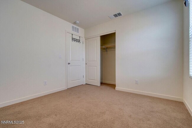 Building Photo - 604 Selene Moon St