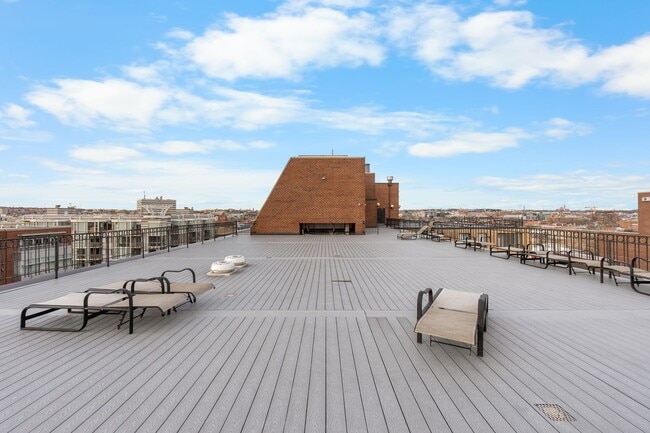 Building Photo - All Utilities Included! Bright Logan Circle 1BR/1BA Condo with Rooftop Views