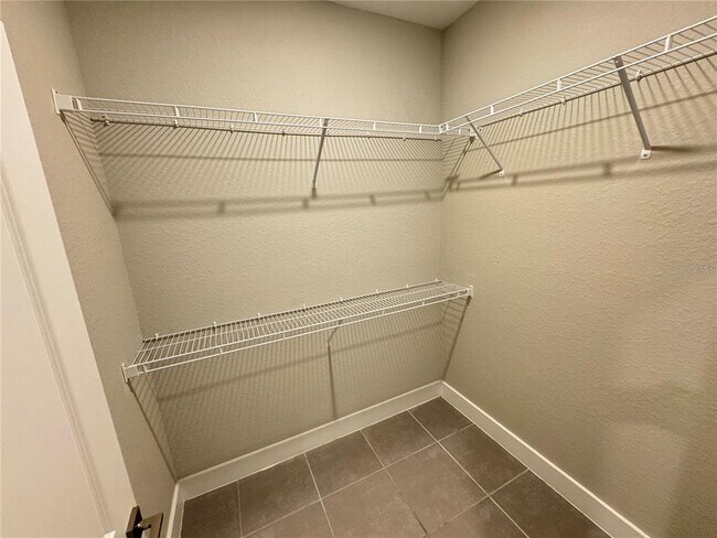 Building Photo - 13 Zinnia Ln