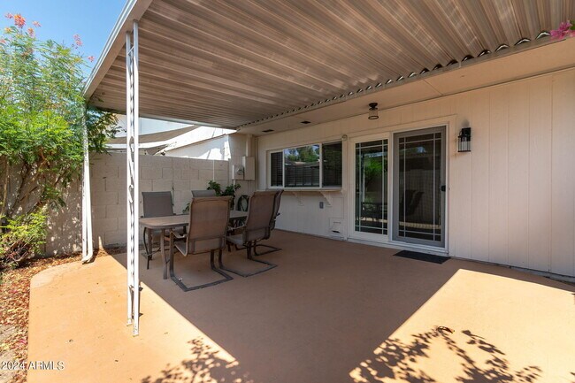 Building Photo - 4004 N Granite Reef Rd