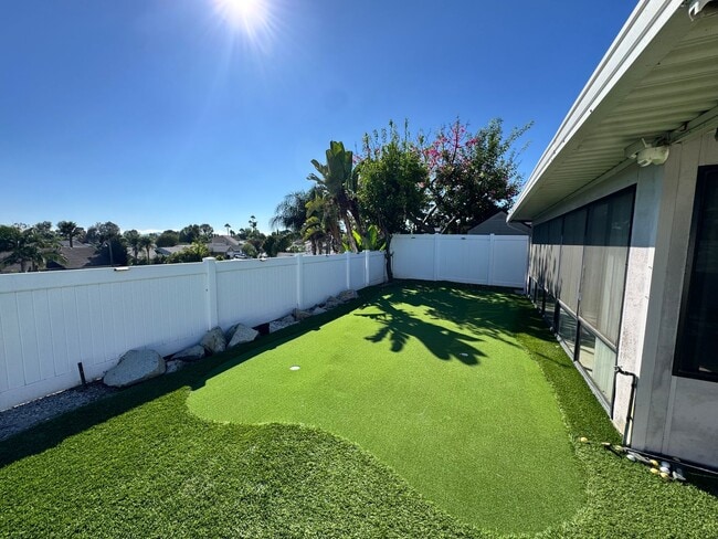 Building Photo - Mission Viejo Lease – 3 Bedrooms, 2 Bathro...