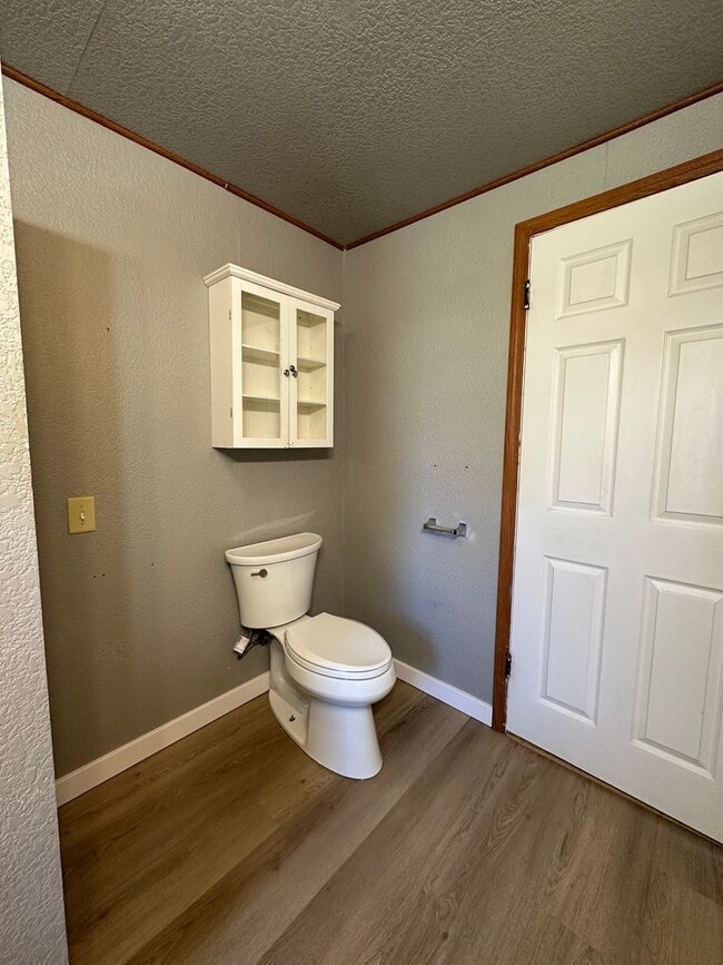 Building Photo - 3 Bedroom Single Family House- Two Rivers, Wi