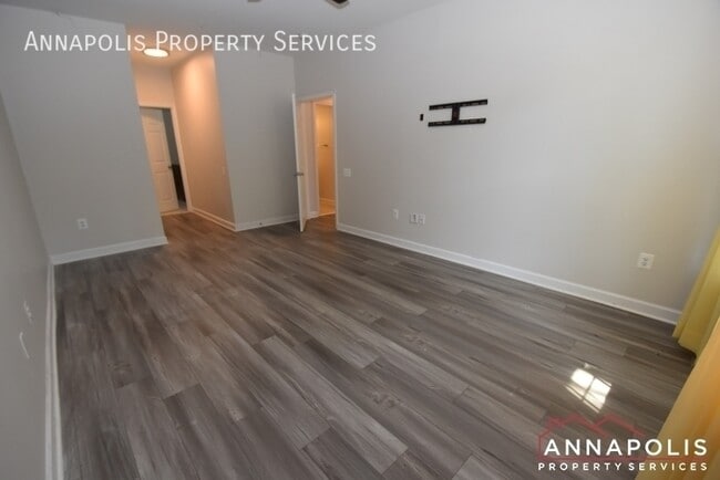 Building Photo - 8629 Willow Leaf Ln